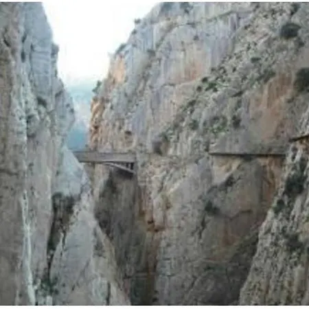 Apartamento En Cortijo Totalmente Reformado En Pleno Paraje Natural Junto Al Caminito Del Rey Y Sectores Mas Importantes De Escalada A Solo 2 Minutos De La Estacion De Tren * Alora