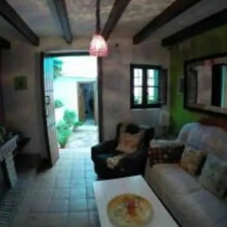 Apartment Apartamento En Cortijo Totalmente Reformado En Pleno Paraje Natural Junto Al Caminito Del Rey Y Sectores Mas Importantes De Escalada A Solo 2 Minutos De La Estacion De Tren *