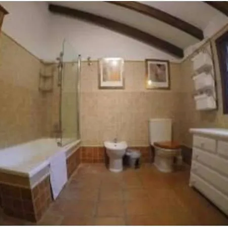 Apartment Apartamento En Cortijo Totalmente Reformado En Pleno Paraje Natural Junto Al Caminito Del Rey Y Sectores Mas Importantes De Escalada A Solo 2 Minutos De La Estacion De Tren *